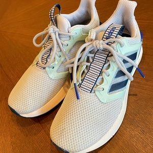 Adidas Cloudfoam shoes